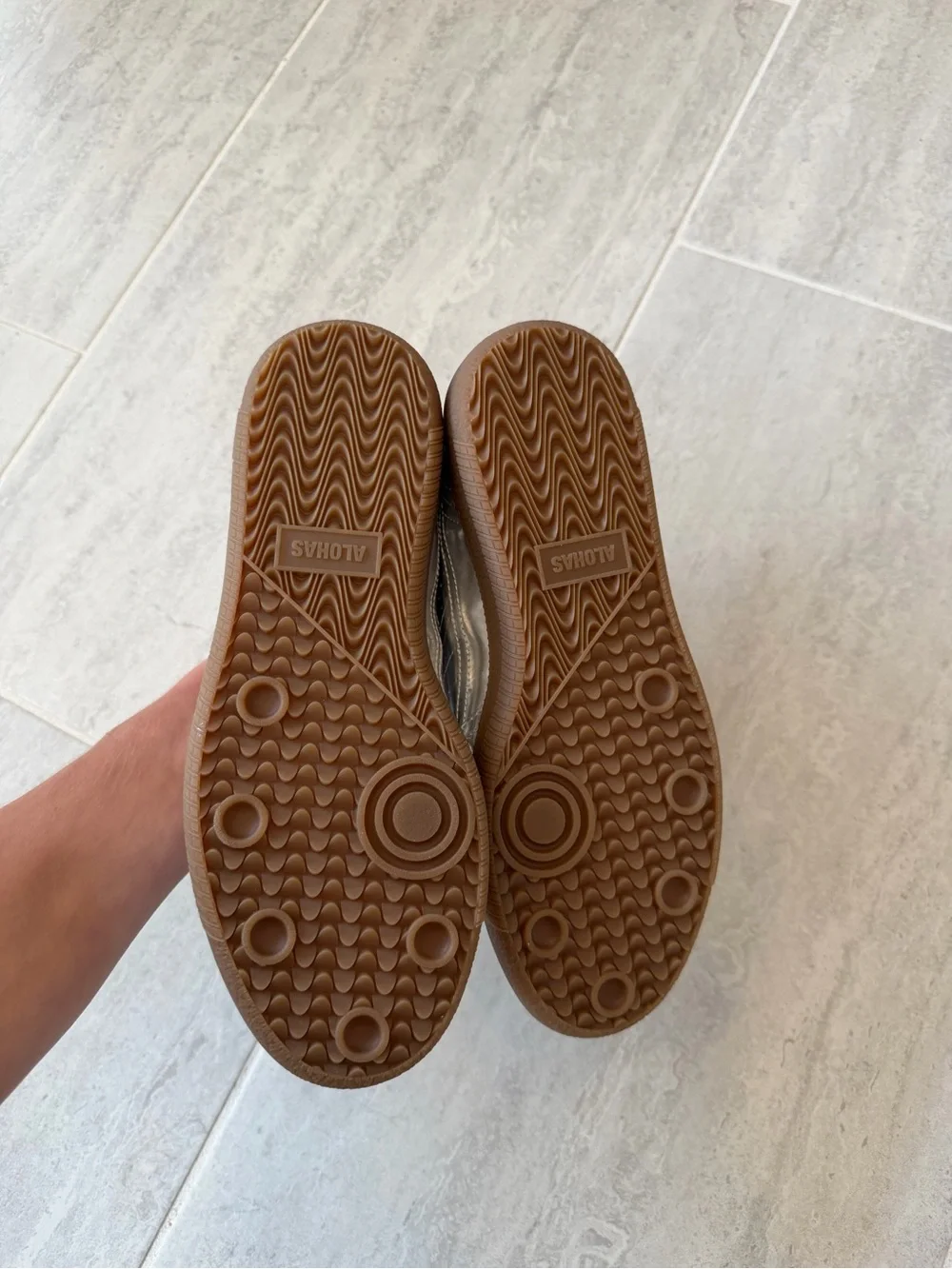 TB.490 Rife Shimmer Sneakers NWT